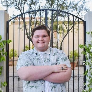 Meet your Posher, Joshua